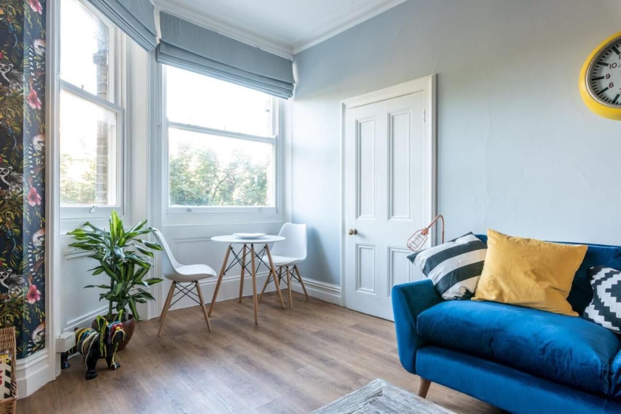 Bright 1 Bedroom Flat Minutes From The And Trains Hove