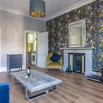 Bright 1 Bedroom Flat Minutes From The Beach And Trains