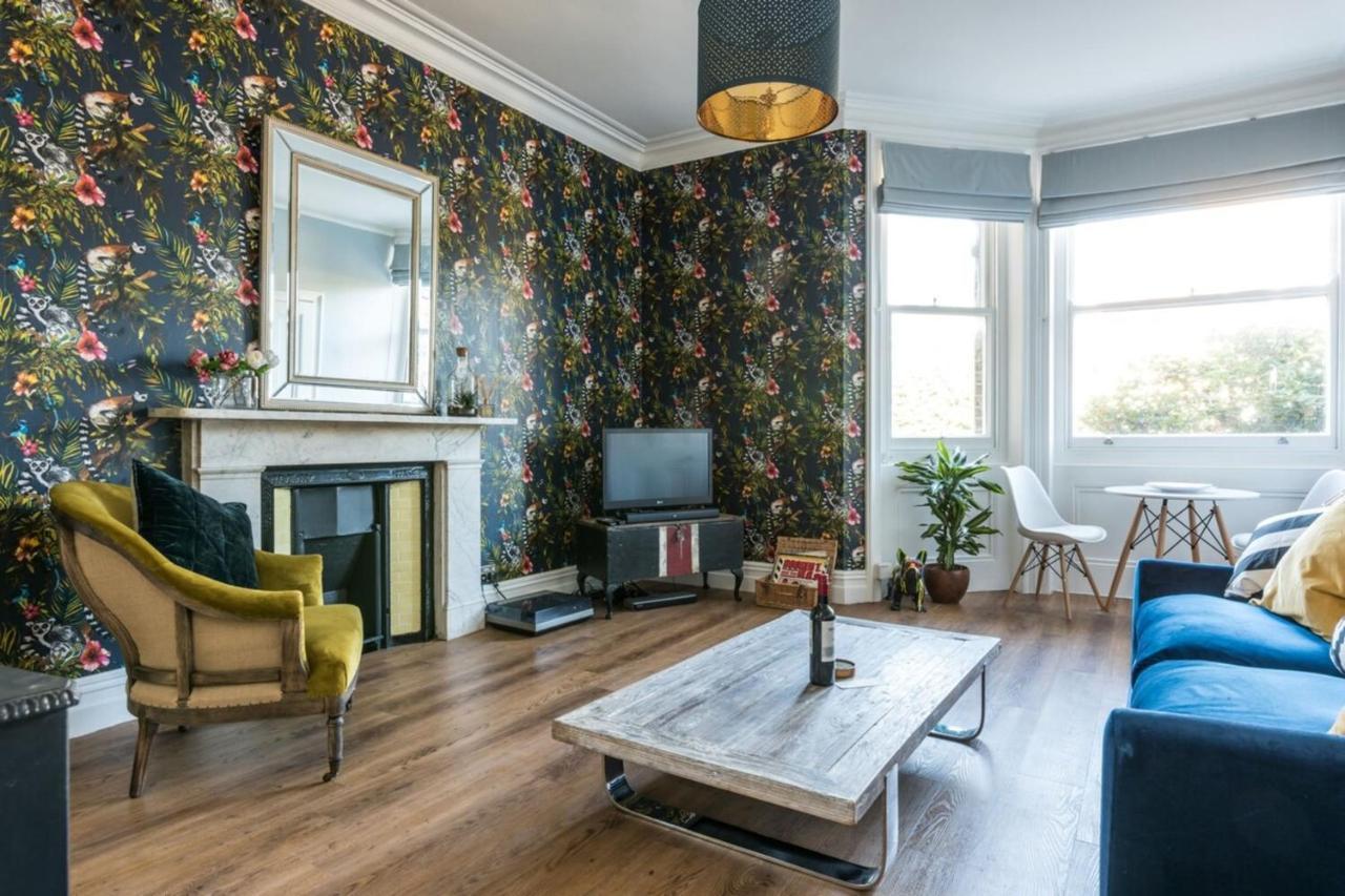 Apartment Bright 1 Bedroom Flat Minutes From The And Trains Brighton